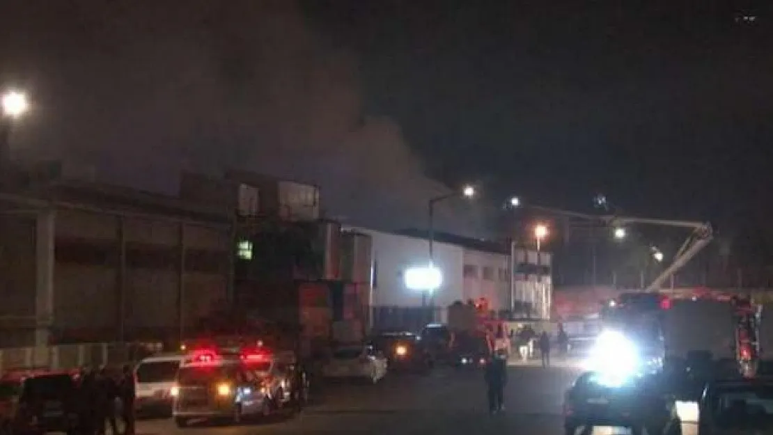 Son Dakika Fabrika Yangın Haberleri- İstanbul Tuzla'da Boya fabrikasında Yangın