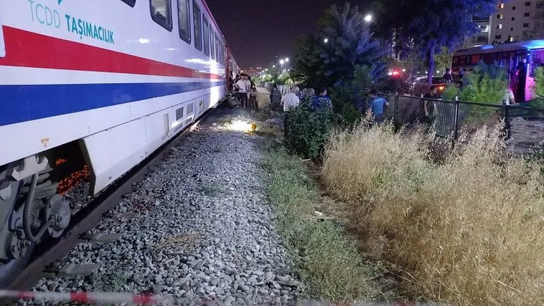 Son dakika korkunç olay yaşandı! Yolcu treni kazası oldu: Hayatını kaybetti