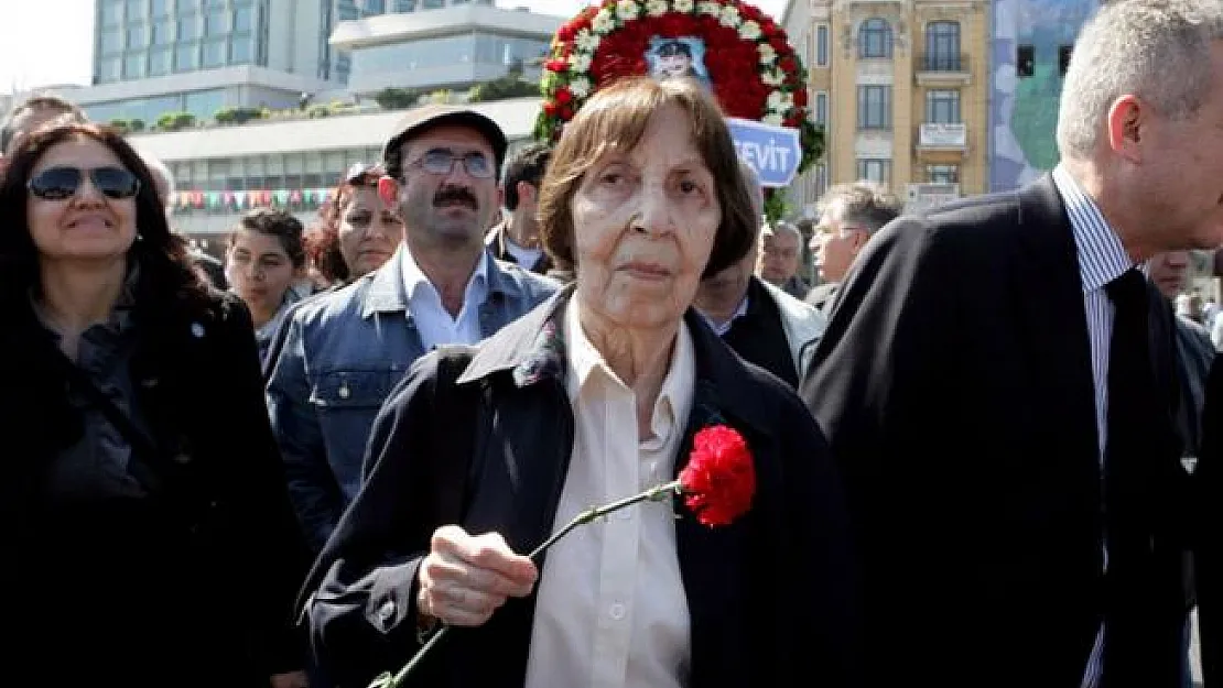Son dakika Rahşan Ecevit hayatını kaybetti