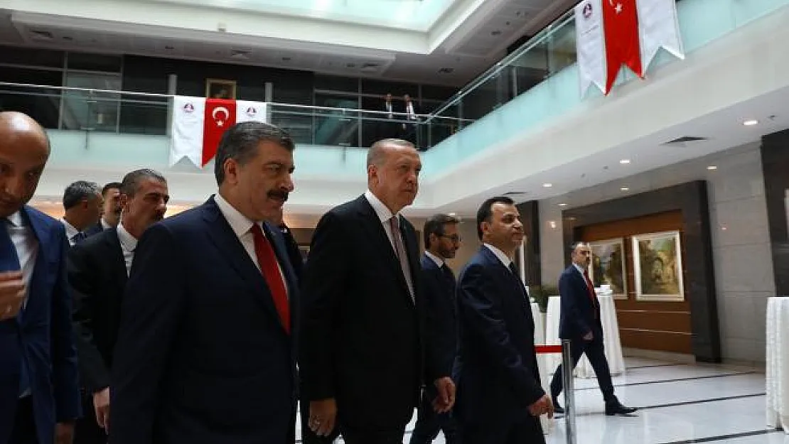 Son dakika Sağlık Bakanı Koca'dan yeni açıklama! Cumhurbaşkanımızın talimatıyla tedavi altına alındı