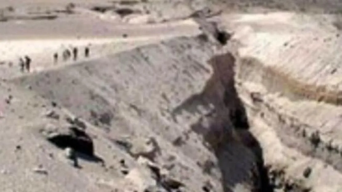 Son dakika! Türkiye'deki deprem fay hatlarının tamamı harekete geçti!