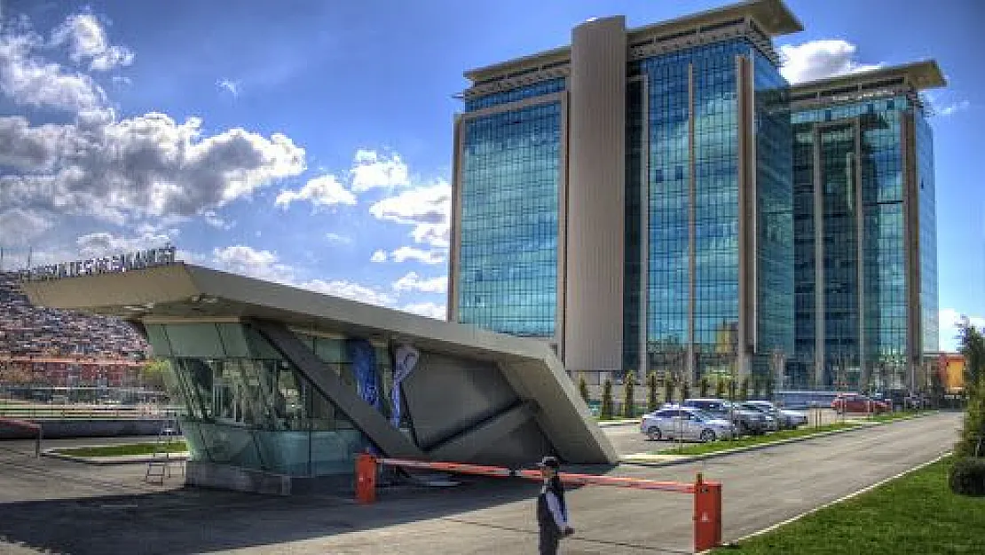 Son dakika yüzbinlerce öğrenci bekliyordu! Bakanlıktan açıklama geldi: Başvurular başladı, Pazar günü bitecek