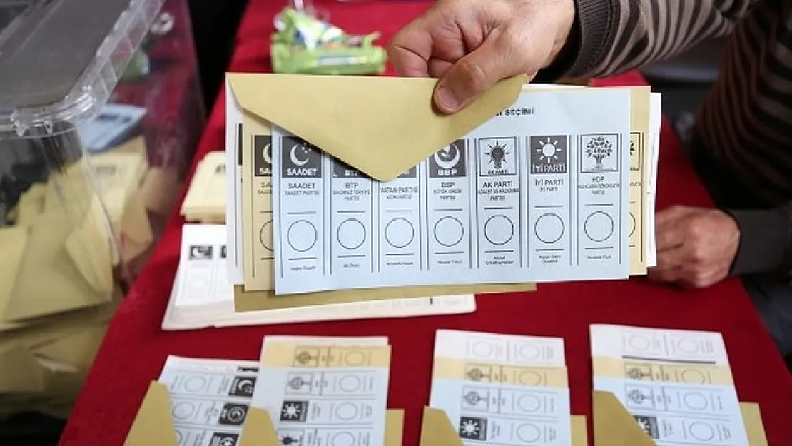 Son seçim anketi bomba! Sonuçlar açıklandı: Listedeki sıralama herkesi şaşırttı! AKP, CHP ve İYİ Parti..