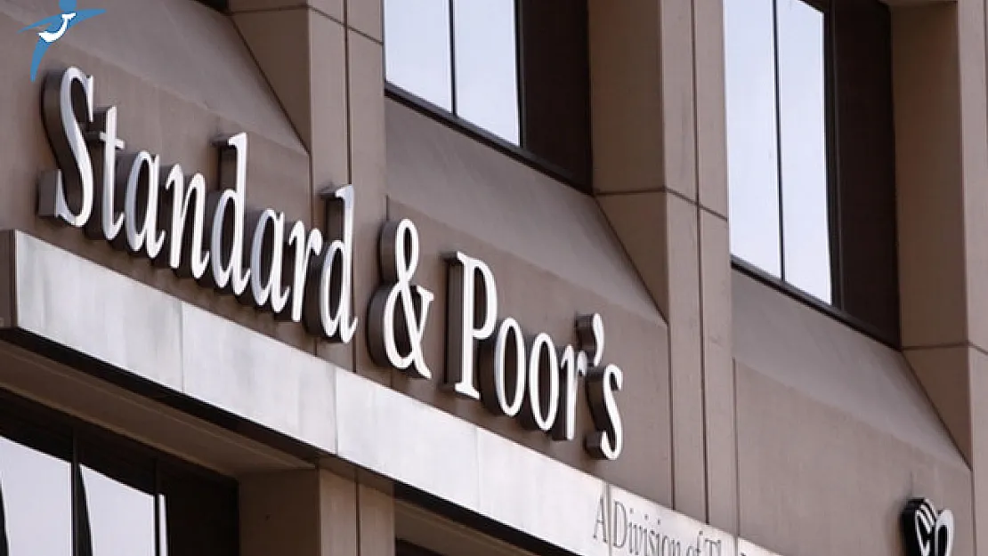 S&ampP, Türkiye'deki 4 bankanın not görünümünü düşürdü