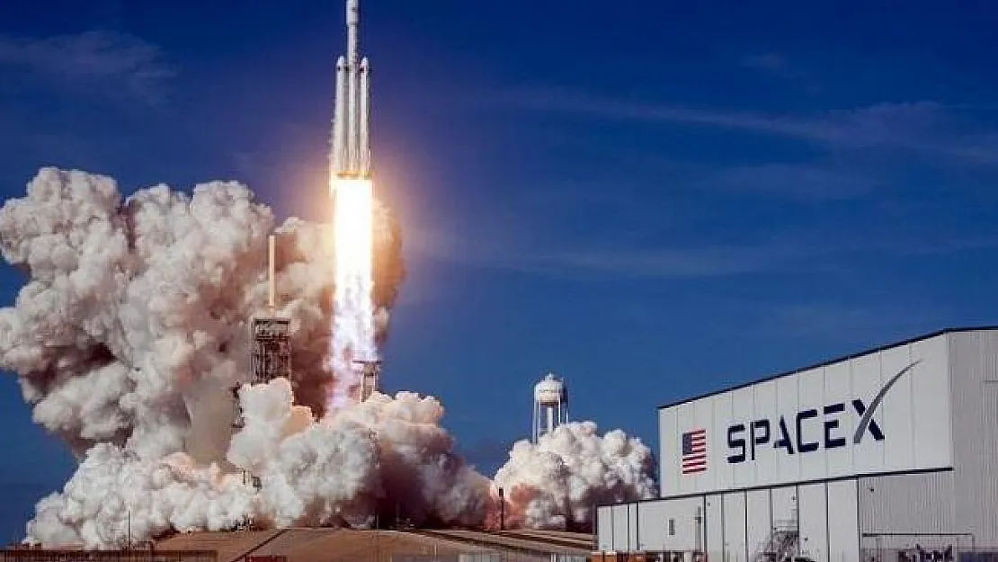 SpaceX uzaya astronot gönderdi! SpaceX ilk insanlı uçuş başarıyla tamamlandı! İşte o anlar..