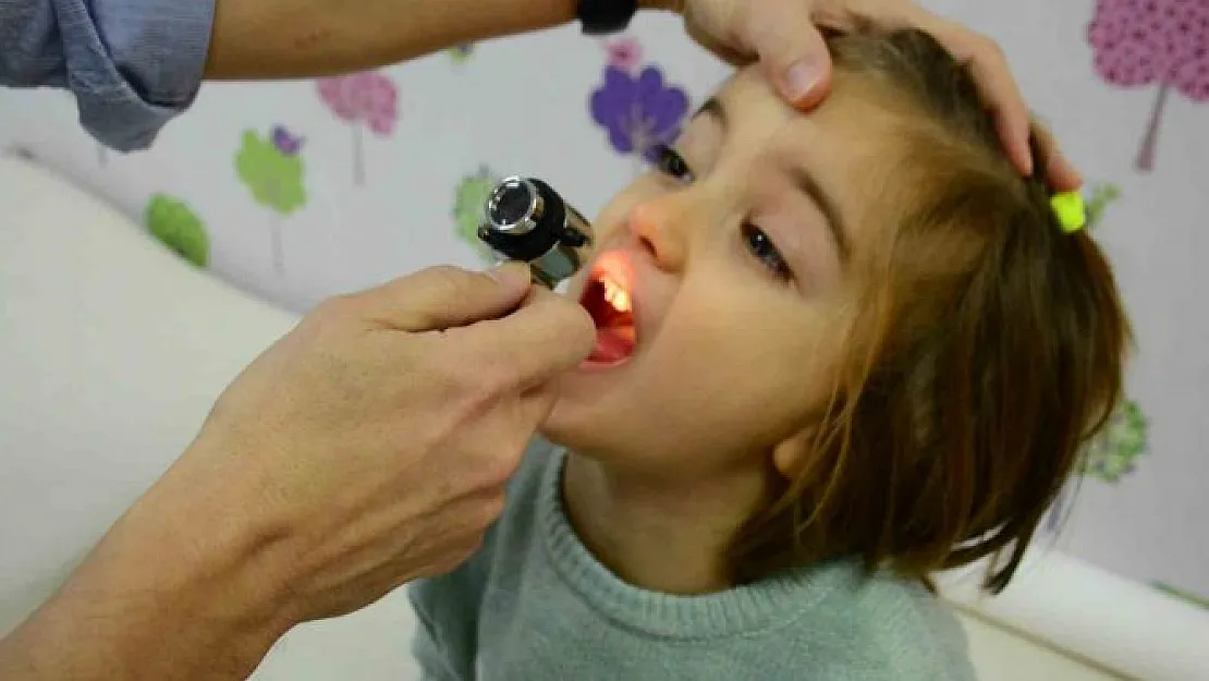 Strep A Türkiye'de can almaya başladı: En net belirtisi açıklandı! Bu belirtiyi yaşayan hemen hastanenin yolunu tutsun
