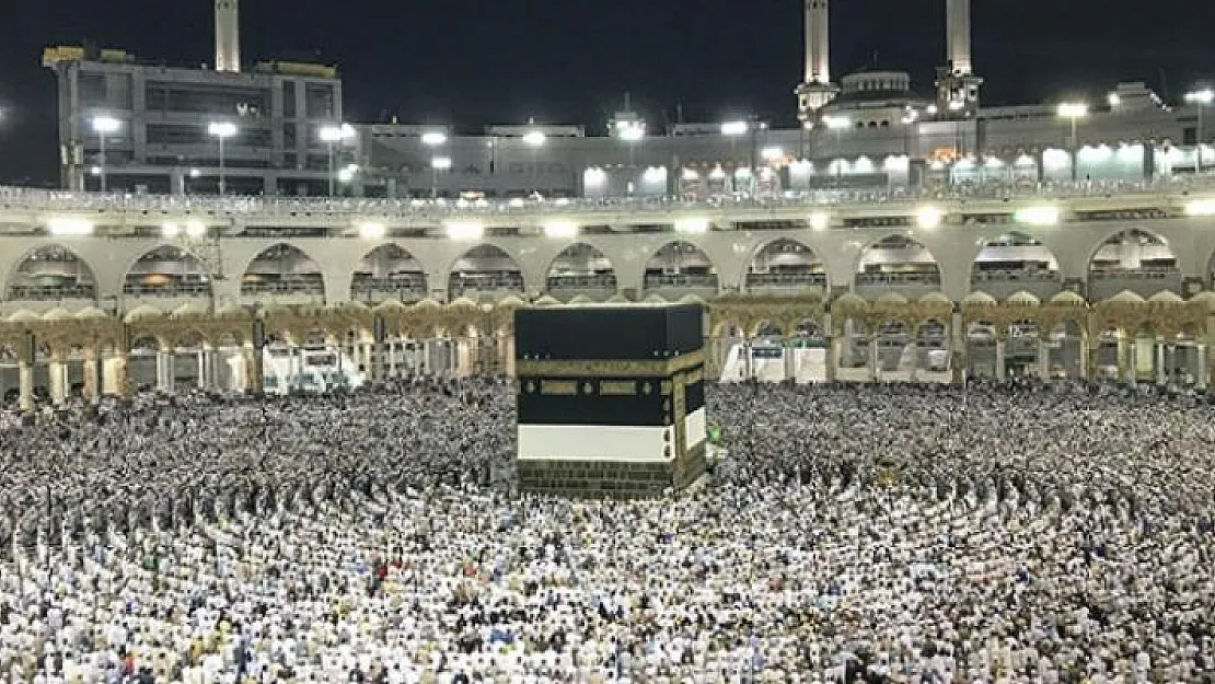 Suudi Arabistan'da sokağa çıkma yasağı ilan edildi!