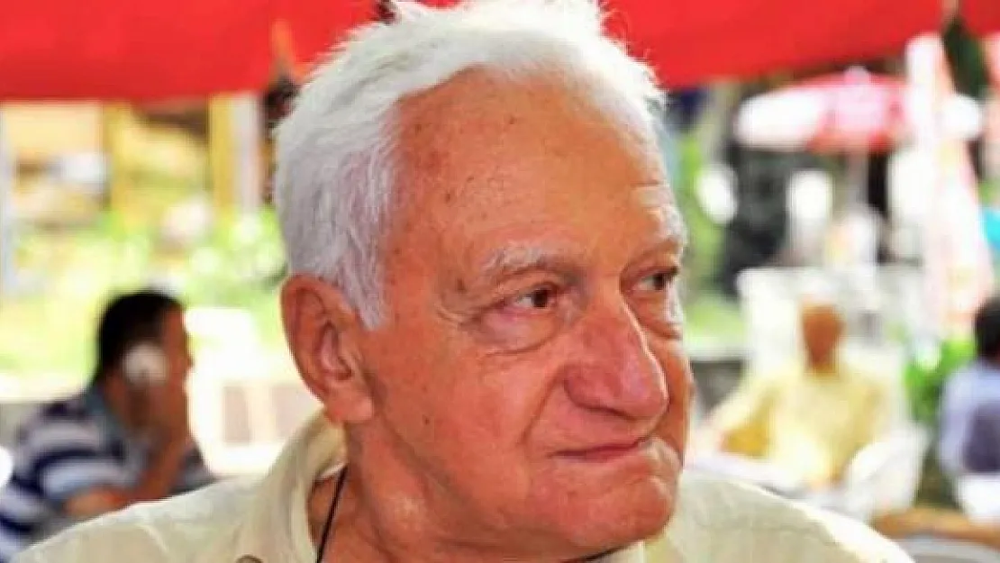 Tarihçi Orhan Koloğlu Hayatını Kaybetti ! Orhan Koloğlu Kimdir?