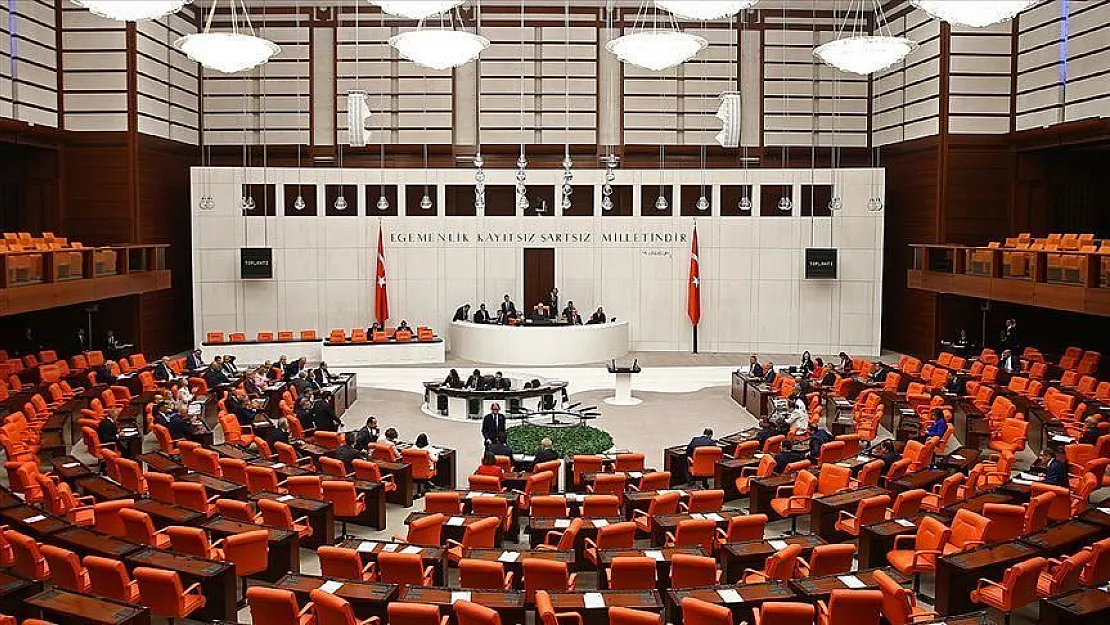 TBMM'den güzel haber: Asgari ücretle çalışana 2.125 TL bayram harçlığı!