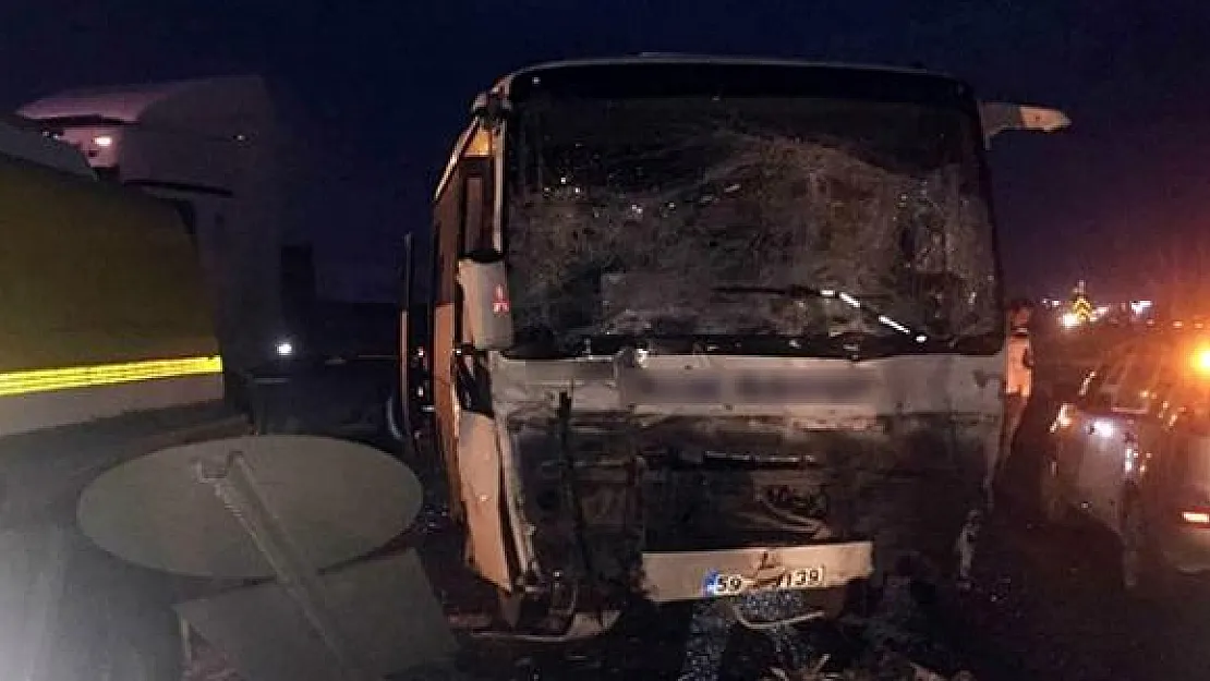 Tekirdağ'da Zincirleme Trafik Kazası: Çok Sayıda Yaralı Var