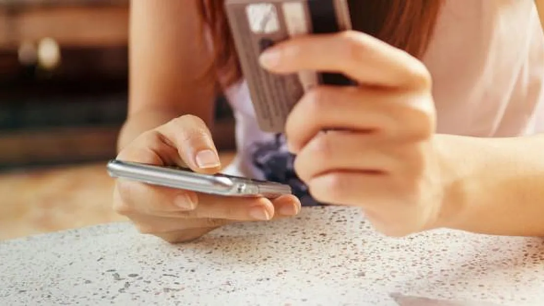 Telefonunuzda Bu Uygulama Varsa Hemen Silin ! Uzmanlardan Hırsızlık Uyarısı