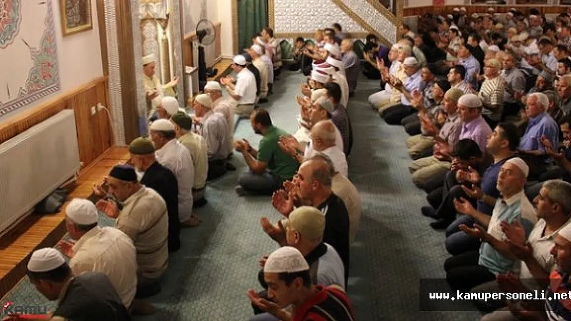Teravih Namazı Nasıl Kılınır? Teravih Namazının Kılınışı. Teravih Kılana Müjdelenenler