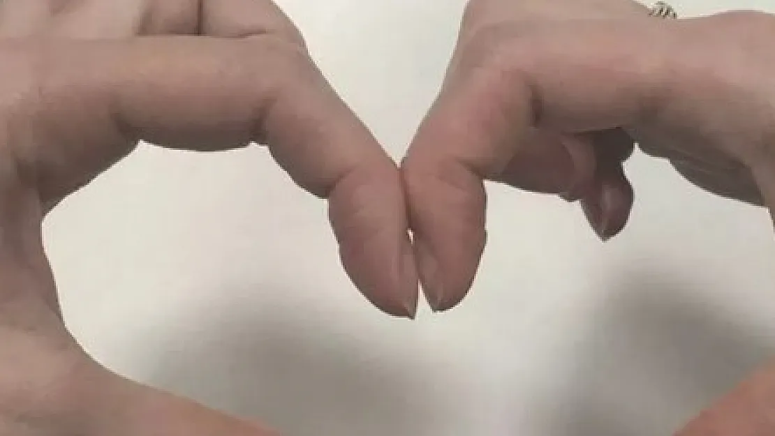 Tırnak testi ile kanseri önceden teşhis edin! Hemen tırnaklarınızı kontrol edin: Eğer bu varsa..