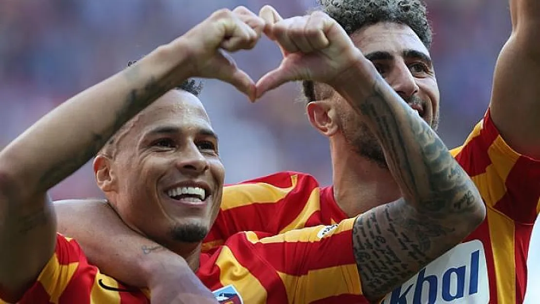 Tjaronn Chery, Kayserispor takımının en istikrarlı futbolcusu oldu