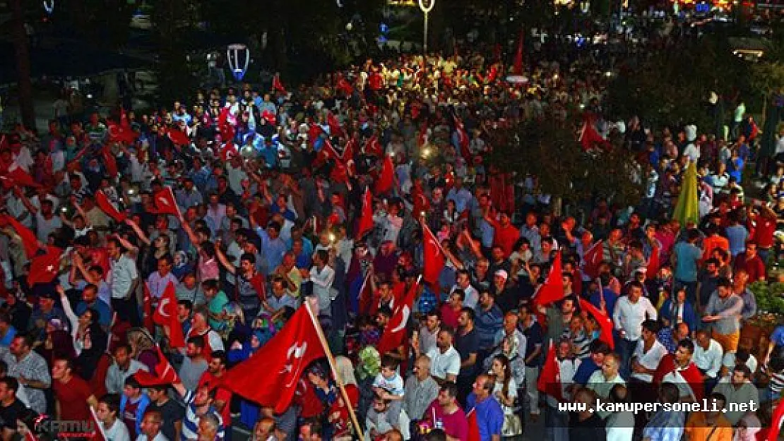 Trabzon'da Darbe Girişimine Tepki