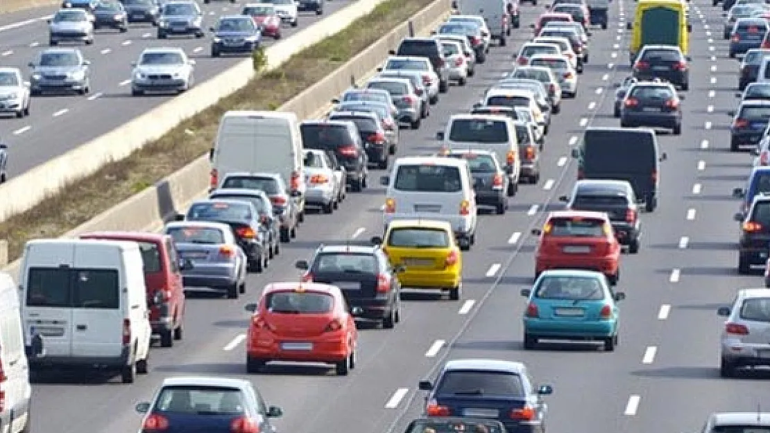 Trafiğe çıkan herkesi ilgilendiriyor: Ekim ayında tamamen değişecek! Yeni düzenleme geliyor