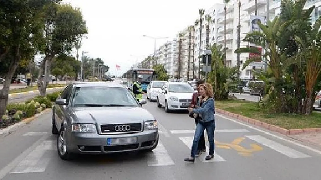 Trafikte Yaya Önceliği Yaygınlaştırılacak