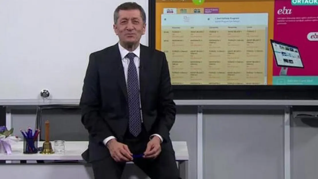 TRT EBA TV ile Eğitim Bilişim Ağı (EBA) üzerinden &quotuzaktan eğitim" dersleri başladı