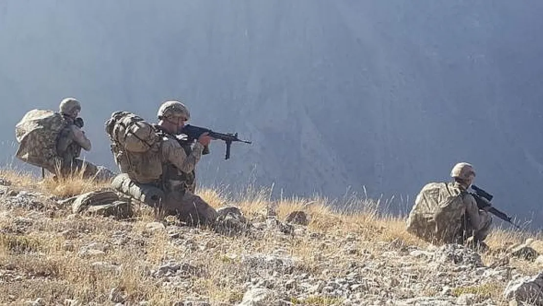 TSK'dan PKK'ya Yönelik Yeni Operasyon ! 175 Timin Katılımıyla Kıran-5 Operasyonu Başladı