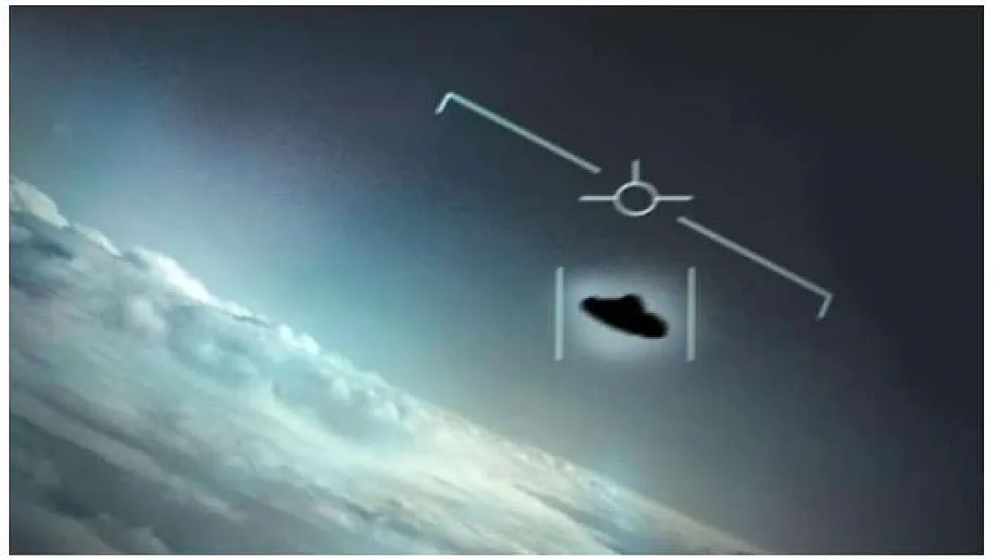 Tüm dünya bunu konuşuyor! Pentagon UFO görüntülerini yayınladı!