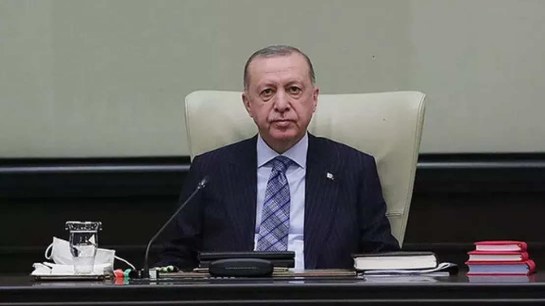 Tüm Türkiye merakla bekliyor! Pazar günü sokağa çıkma yasağı kalkacak mı? Açıklama yapılacak..