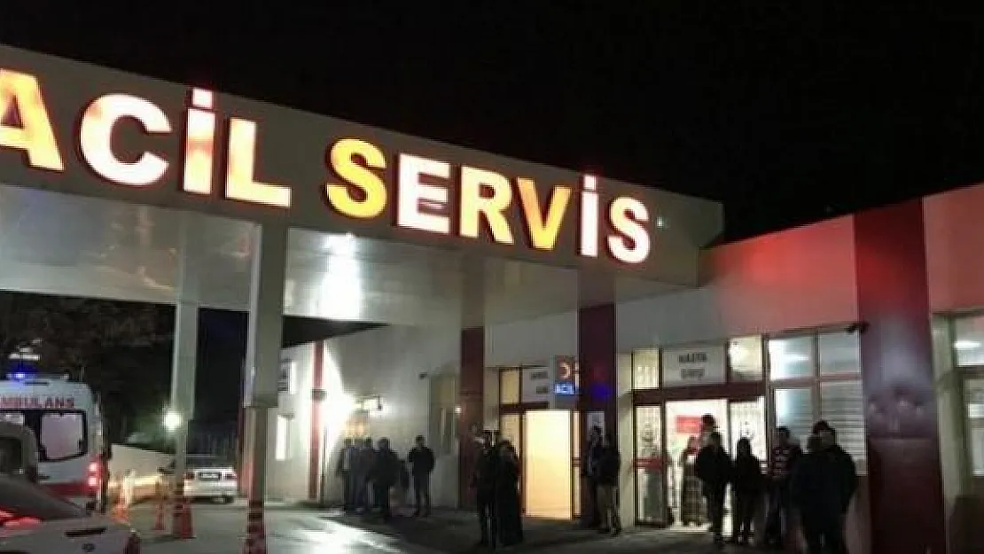 Tunceli'de Uzman Çavuş, Eşi Ve Oğlunu Öldürüp, İntihar Etti