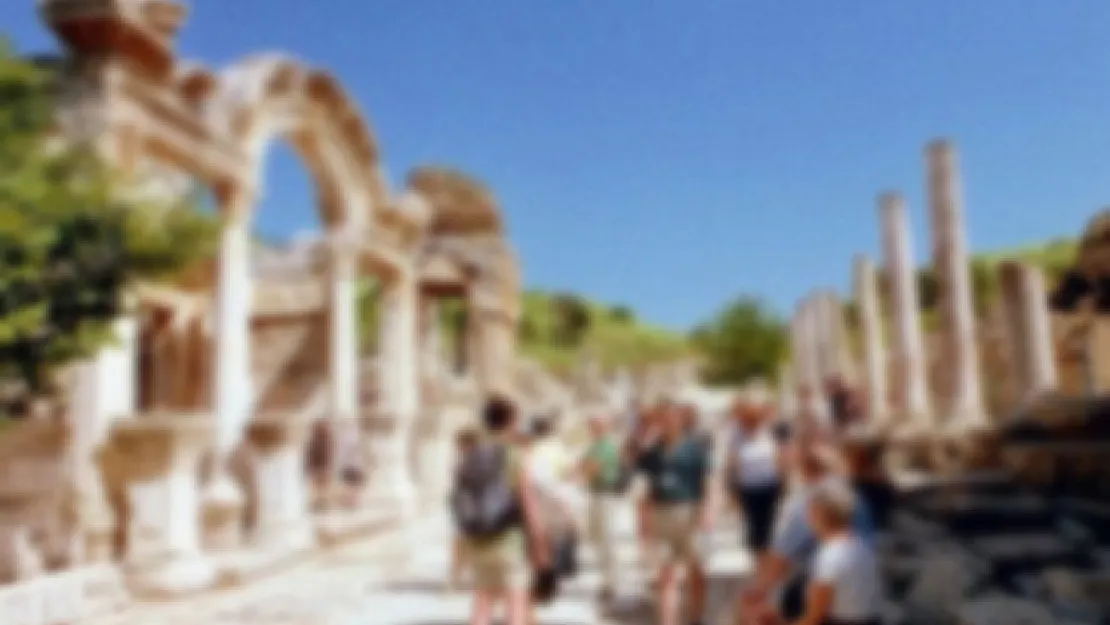 Turist Rehberliğinde Yeni Dönem! O Belge Artık Zorunlu Hale Getirildi!