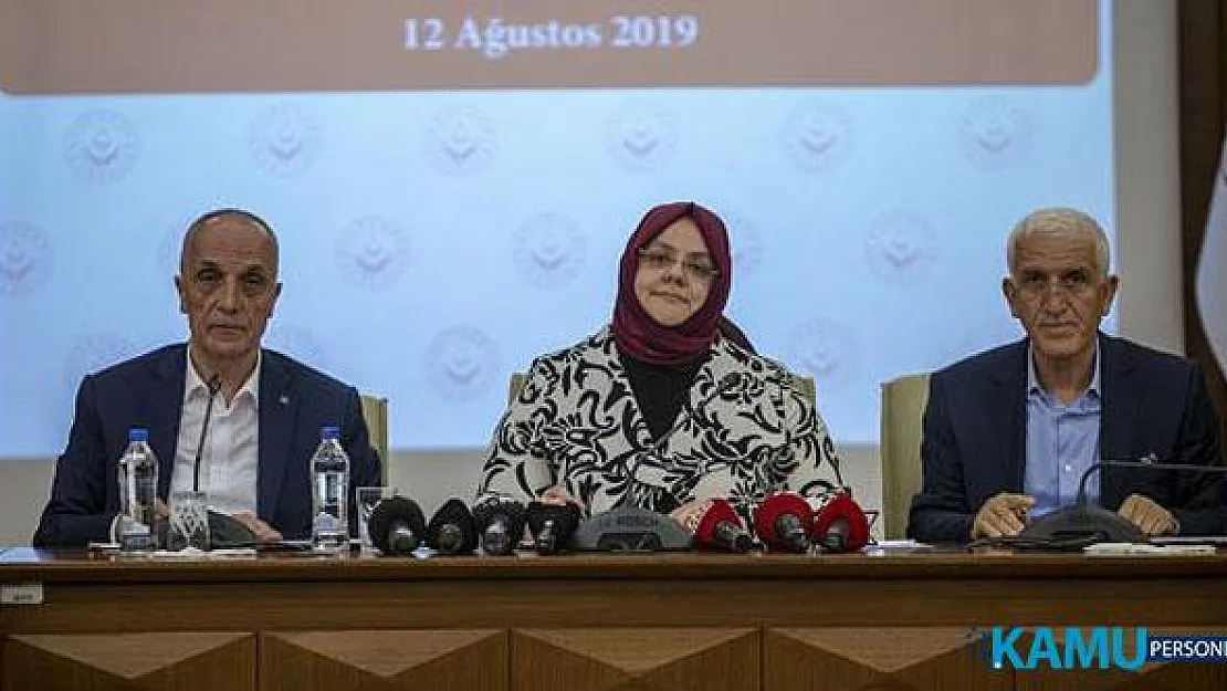 Türk-İş Başkanı Atalay ve Çalışma Bakanı Selçuk Arasında İlginç Diyalog! Mikrofon Açık Kalınca Gerçek Ortaya Çıktı