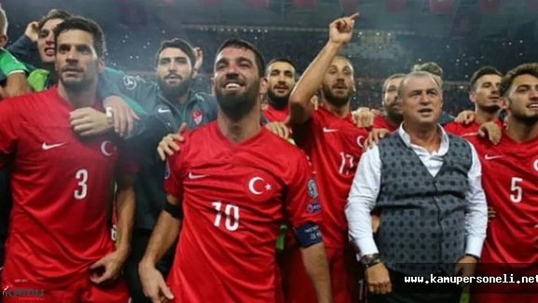Türk Milli Takımı Fransa'da Ki Oteline Yerleşti