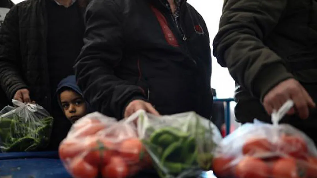 Türkiye Ekonomisi Olumsuz Gidişattan Sıyrılamıyor