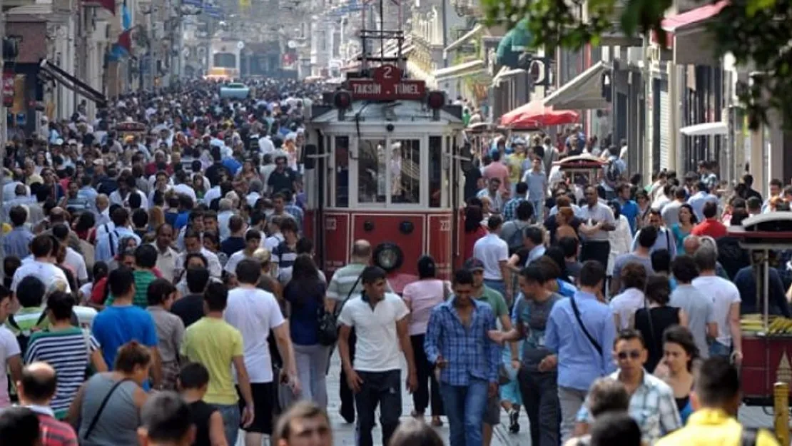 Türkiye geneli 10 binden fazla vasıflı vasıfsız işçi alımı yapılıyor! İlanlar güncellendi!