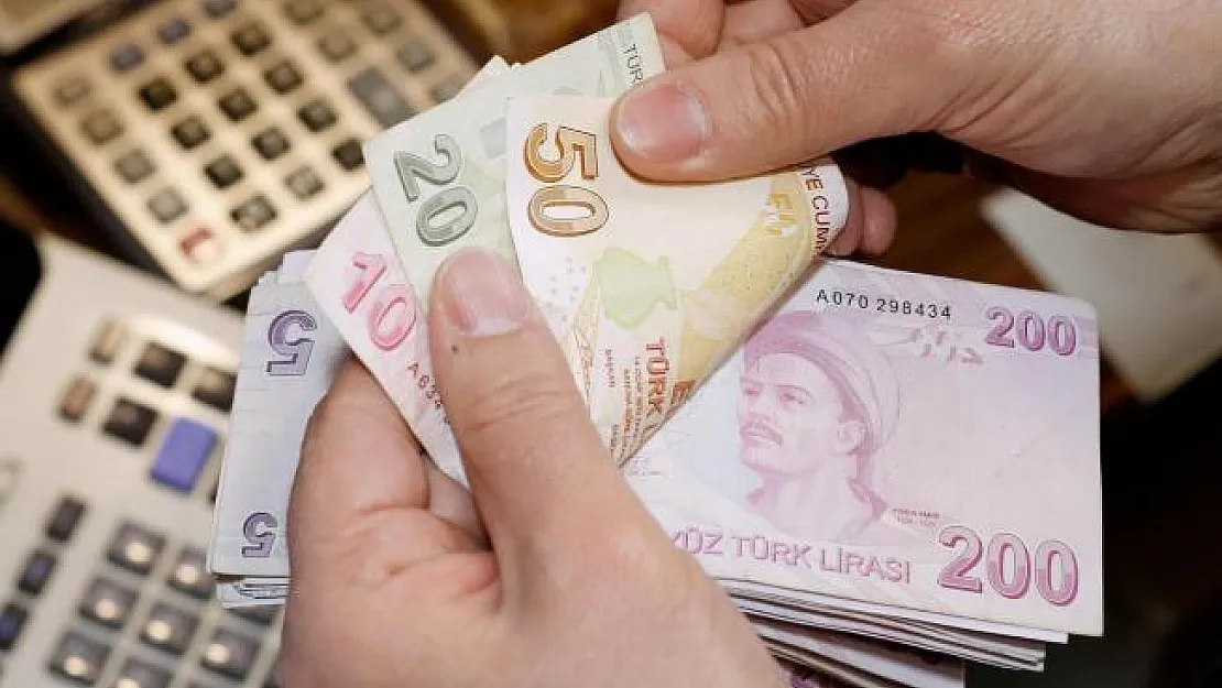 Ücretsiz izne çıkarılanlara asgari ücretin yarısı kadar ücret ödenecek!