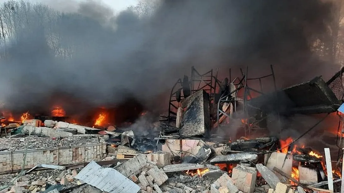 Ukrayna'da bir sivilin vurulduğu anlar canlı kaydedildi! İşte o anlar..