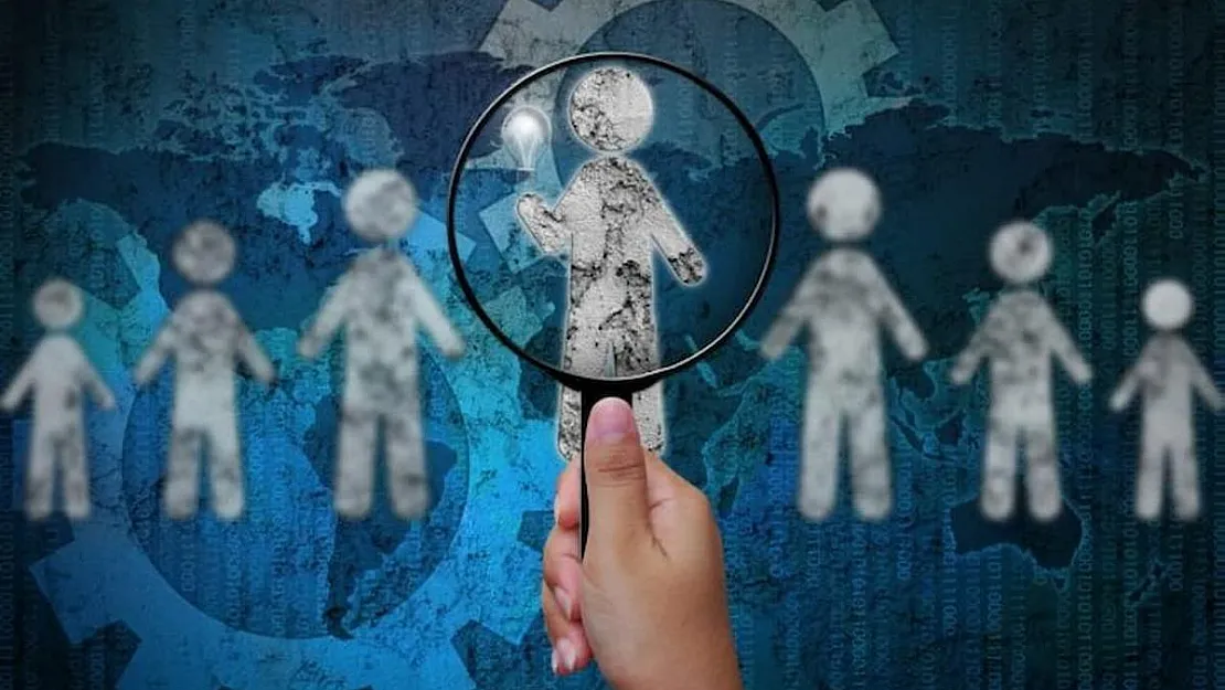 Üniversiteye en az lise, önlisans ve lisans mezunu personel alımı yapılacak