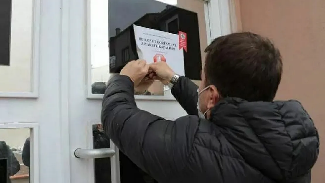 Uygulama resmen başladı: O evlere yazılar asılıyor