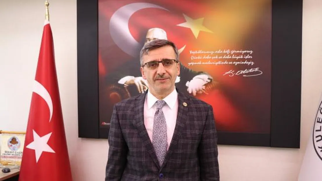 Uyuşturucu iğneyle vurdukları köpeği çöp kamyonuna attılar