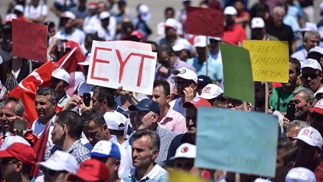 Uzman isim uyardı: EYT kanununu çıkmadan önce bunu düzeltin!