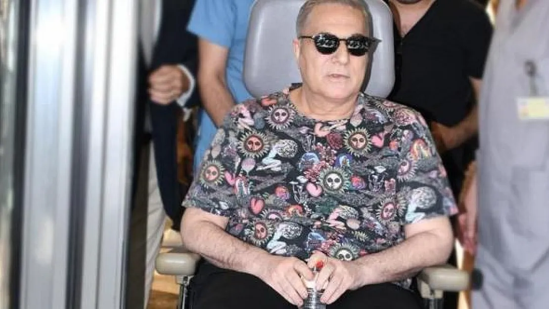 Uzun Süre Yoğun Bakımda Kalmıştı ! Mehmet Ali Erbil'den Üzücü Haber Geldi