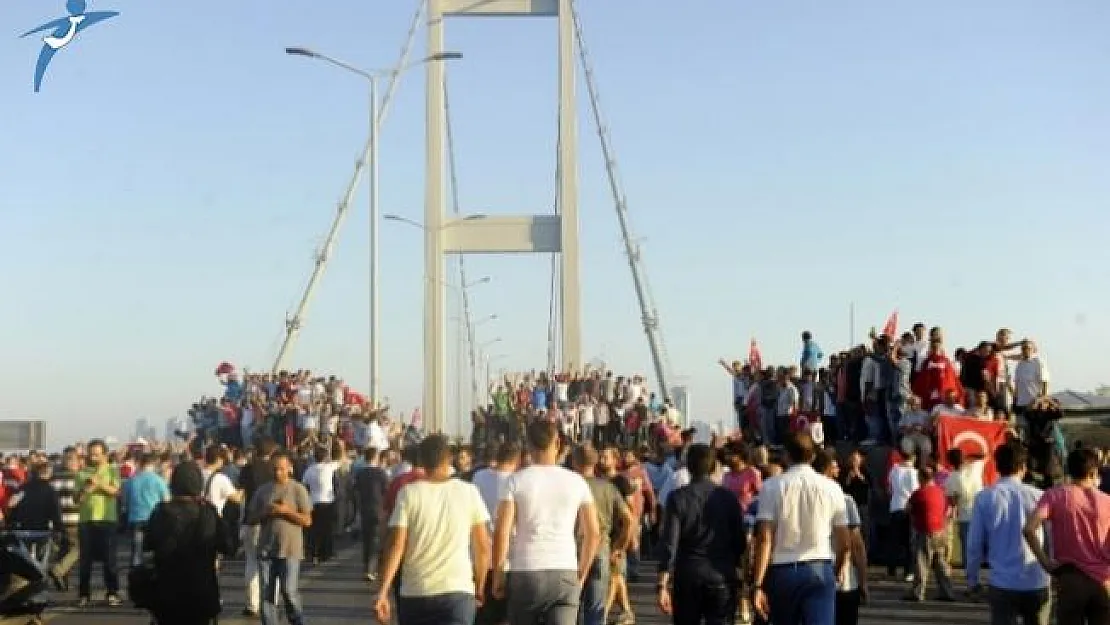 Vali Vasip Şahin Duyurdu! 15 Temmuz Şehitler Köprüsü Trafiğe Kapatılacak!