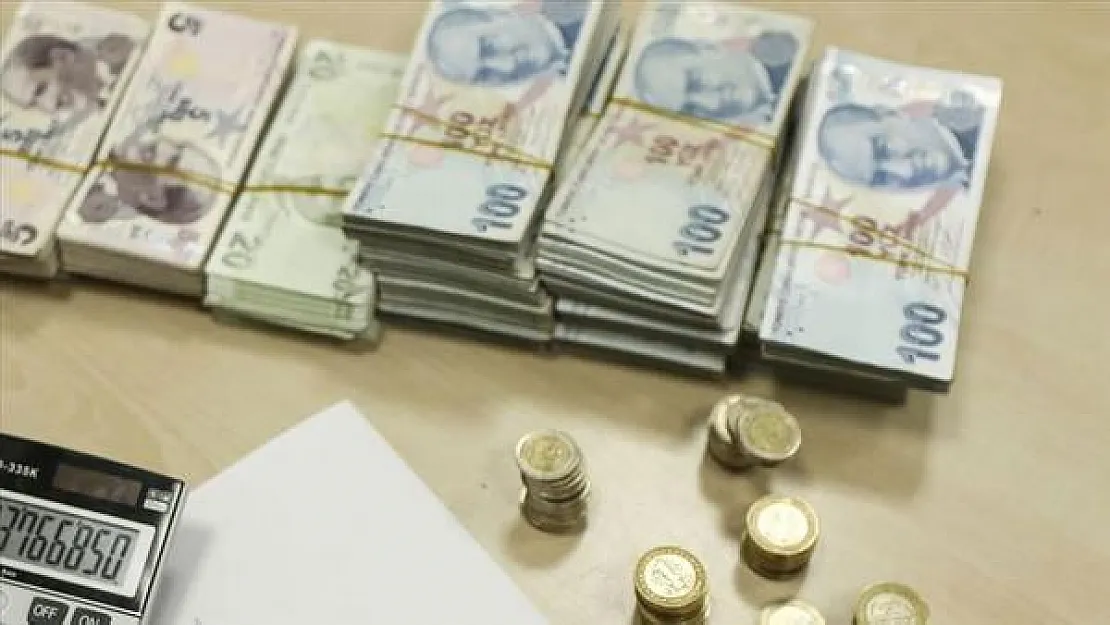 Yapı Kredi Bankası duyurdu! Yakınlarınıza referans olun, 250 TL ödül kazanın!