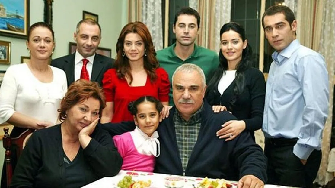 Yaprak Dökümü yeniden başlıyor! Yaprak Dökümü ne zaman hangi kanalda başlıyor?