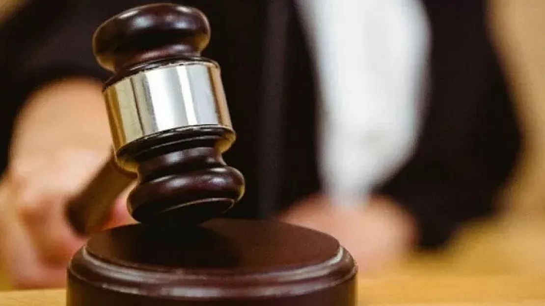 Yargıtay Son Noktayı Koydu! Tazminatsız Kovulmanın Önü Açıldı
