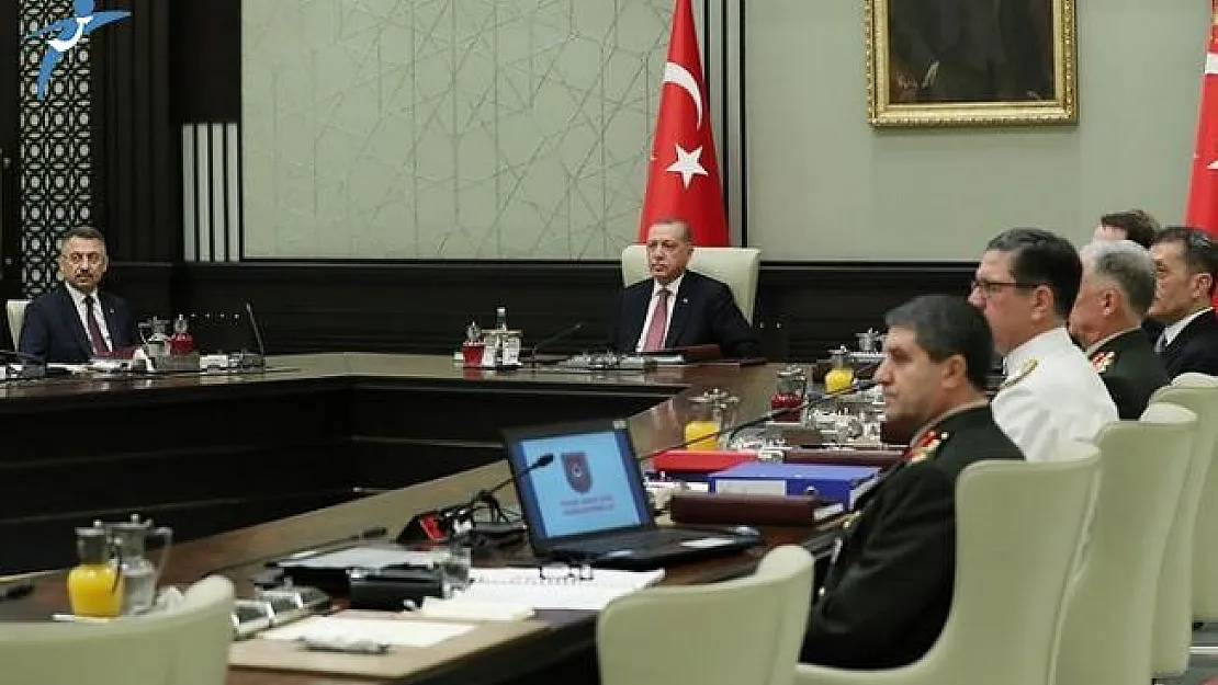 YAŞ Kararları Kapsamında Görev Süresi Uzatılan ve Emekli Edilen Komutanlar