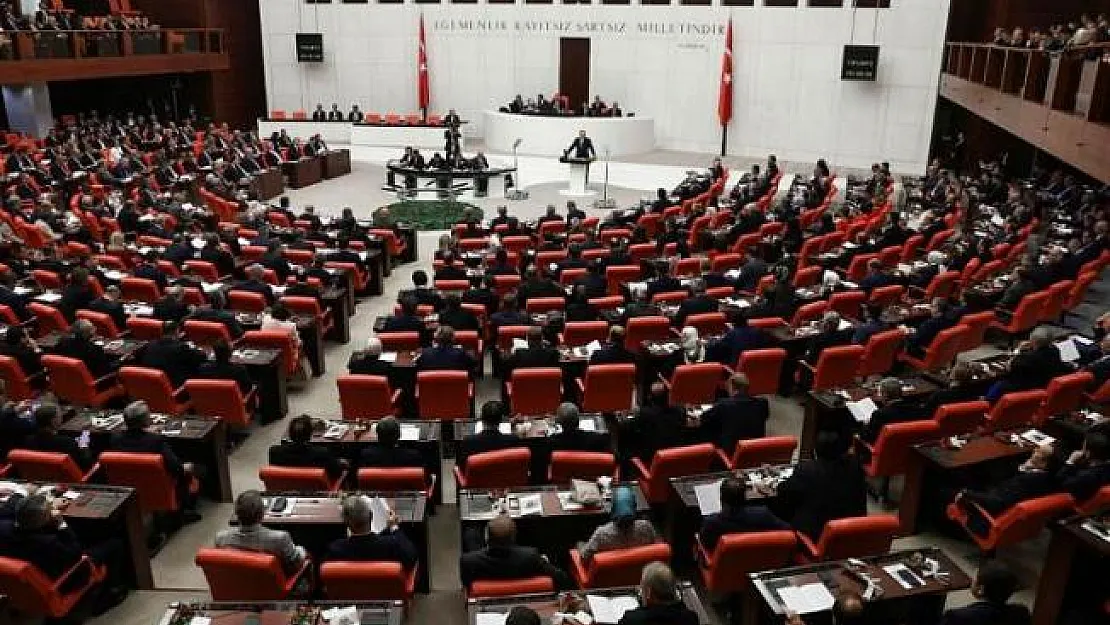 Yeni infaz düzenlemesi ve af kapsamı detayları belli oldu! Denetimli serbestlik, infaz yasası ve ceza indiriminden kimler faydalanacak?