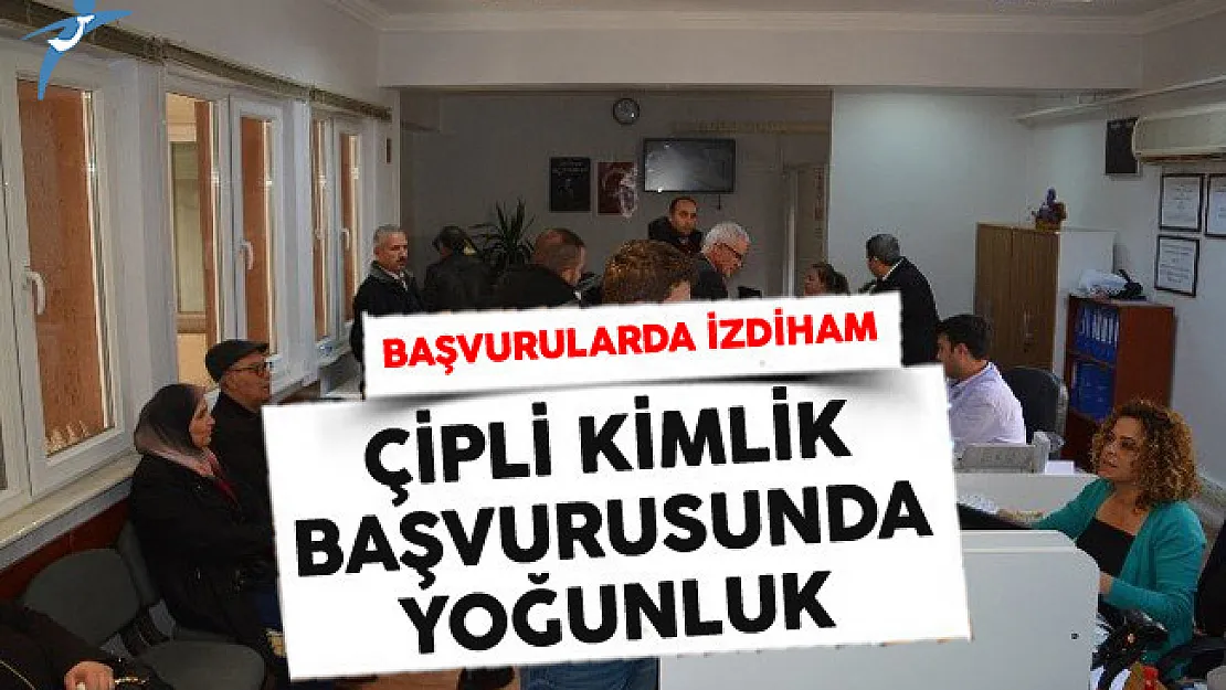 Yeni Kimlik Başvurularında Aşırı Yoğunluk Yaşanıyor