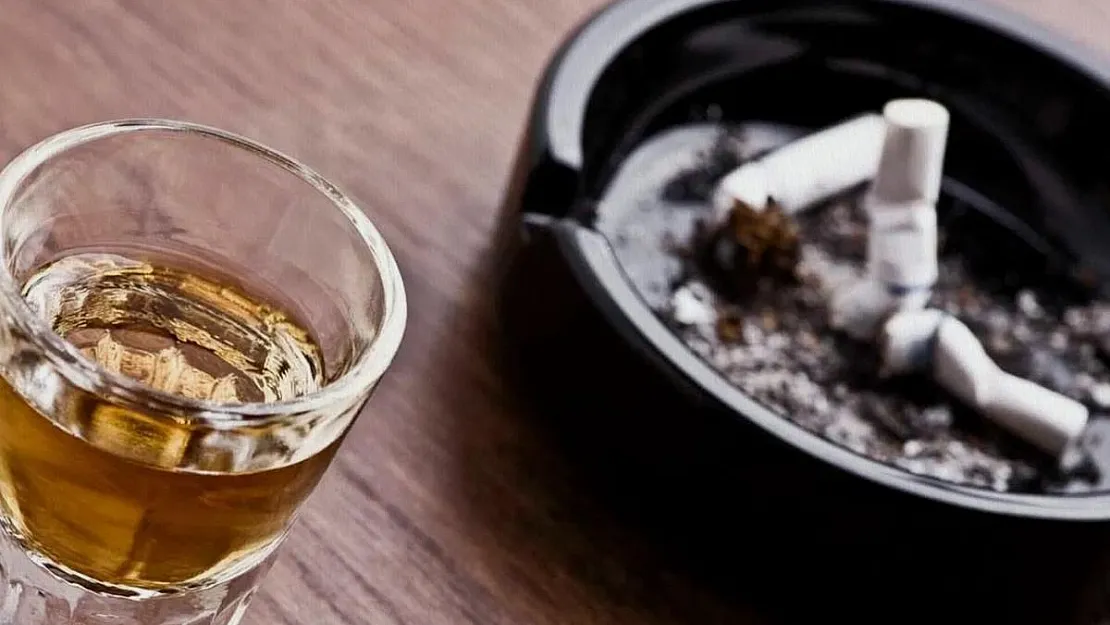 Yılbaşı zammı duyurusu geldi! Sigara ve alkol fiyatlarına zam geliyor: Az önce resmen açıklandı