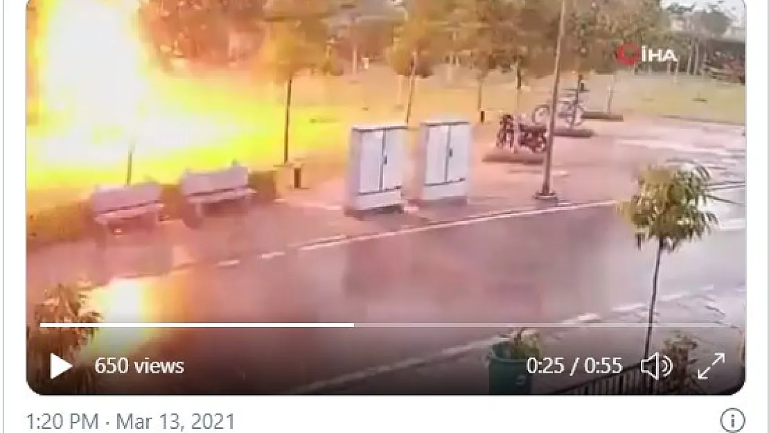 Yıldırımın düştüğü o anlar kameralara böyle yansıdı! 1 kişi öldü 3 kişi yaralandı