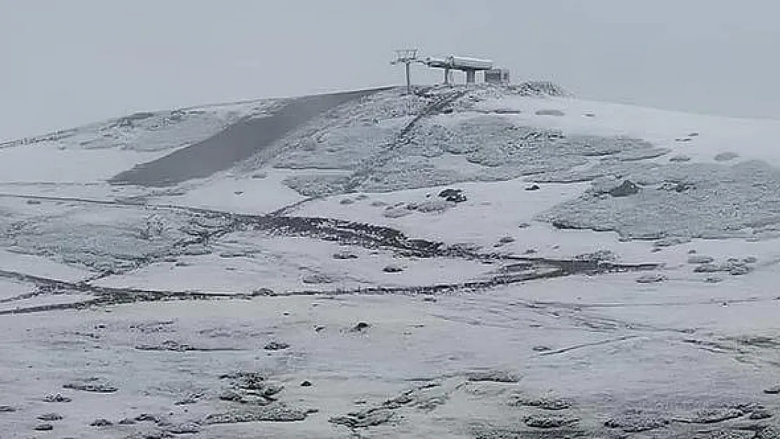 Yılın ilk karı Rize ve Ordu yaylalarına yağdı!