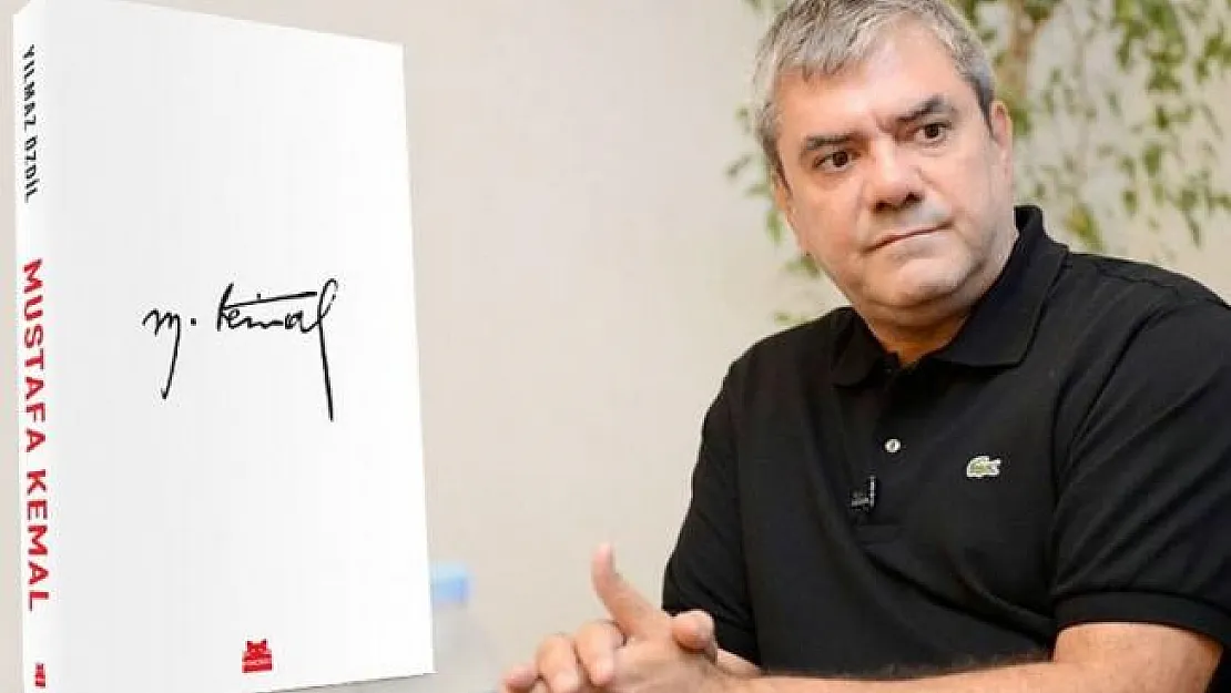 Yılmaz Özdil'in 2 Bin 500 TL'lik Kitabını 1 Milyon TL'den Satışa Çıkaranlar Var