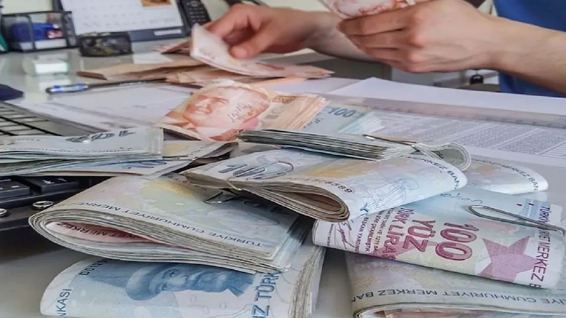Yirmibeş yaş ve üzeri vatandaşlara koşulsuz şartsız 15 bin TL kredi desteği verilecek!